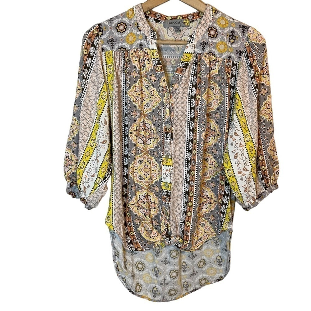 Figueroa & Flower Women's Size M Gray Yellow Paisley Long Sleeve Button Up Top